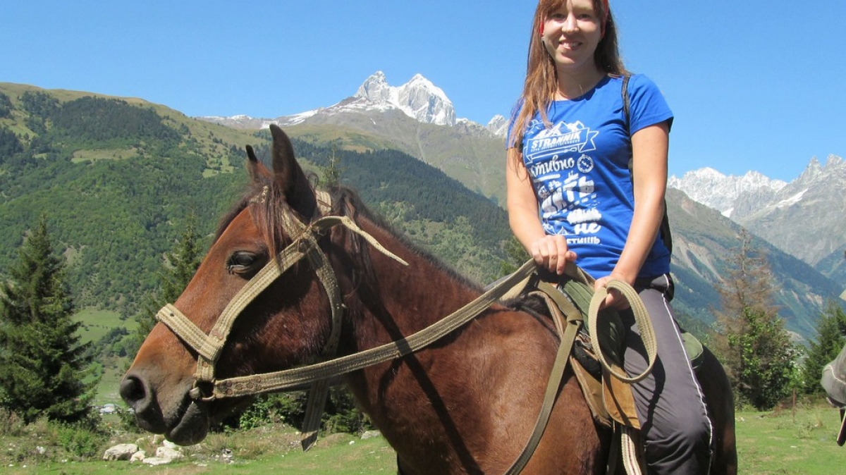 На конной прогулке. Фото нашего гида Ирины Пряничниковой.