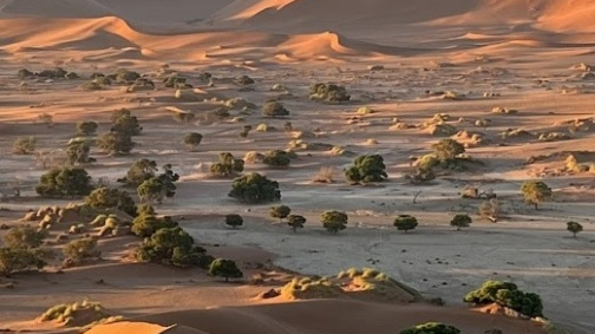 Рассвет в долине Соссусфлей. Фото: наш гид Алексей Шорец